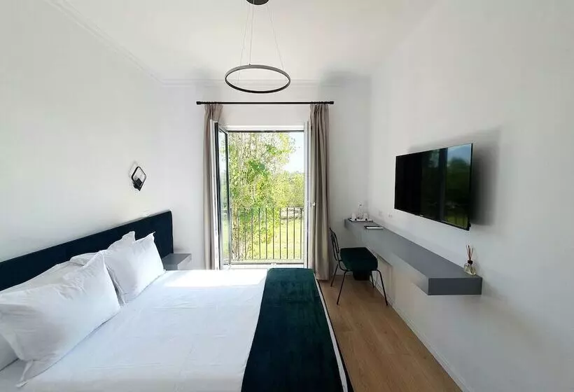 Hotelli Nerium Garden Inn Tirana Airport