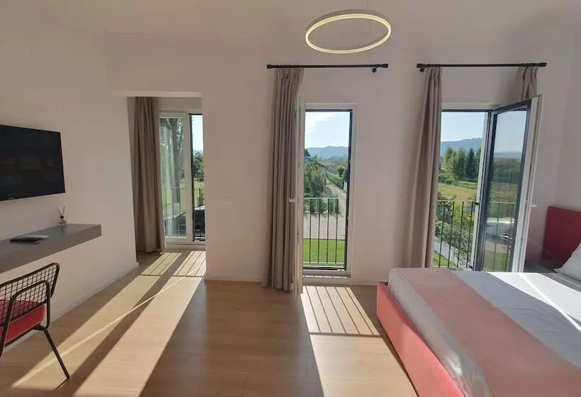 Hotelli Nerium Garden Inn Tirana Airport