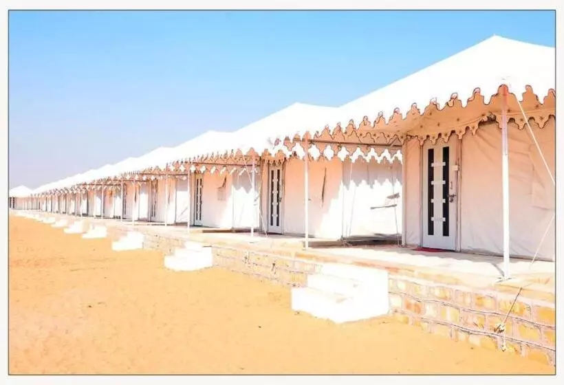 ホテル Romiyo Desert Camp