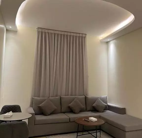 ايار للشقق المخدومه