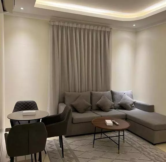 ايار للشقق المخدومه