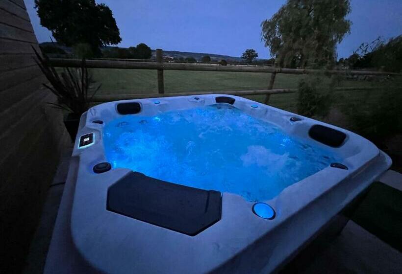 مبيت وإفطار Gîte Du Manoir De Berville