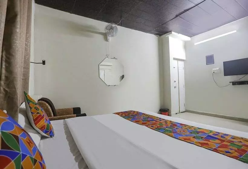 Hotelli Fabexpress Villa 18