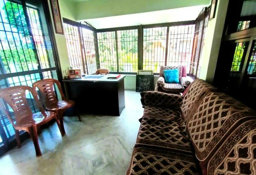 Hotel Staymaker Retro Residency