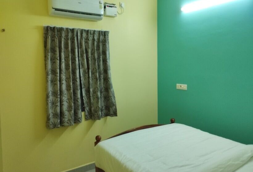 هتل Villa Du Eden