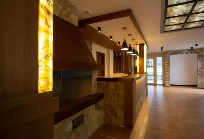 Majatalo Berghaus Bucovina