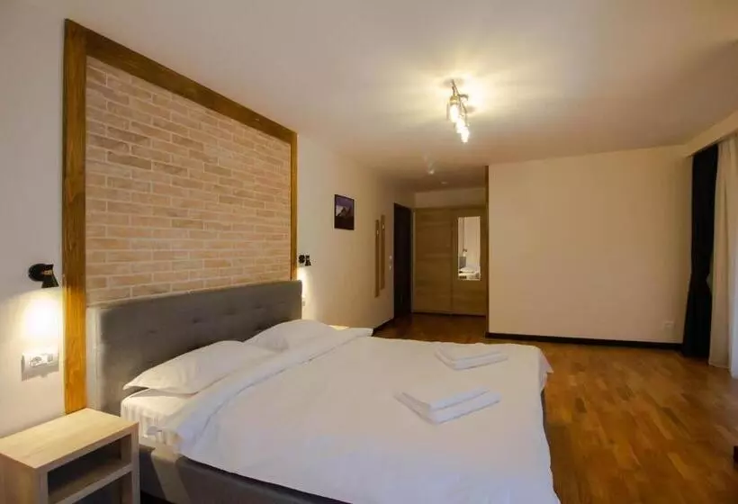 Majatalo Berghaus Bucovina