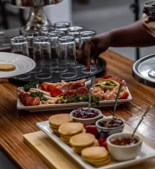 Majatalo Capri Sands Luxury Guest House