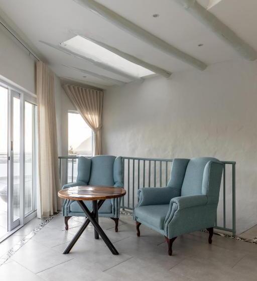 بنسيون Capri Sands Luxury Guest House