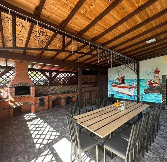 ペンション Casa Tudor