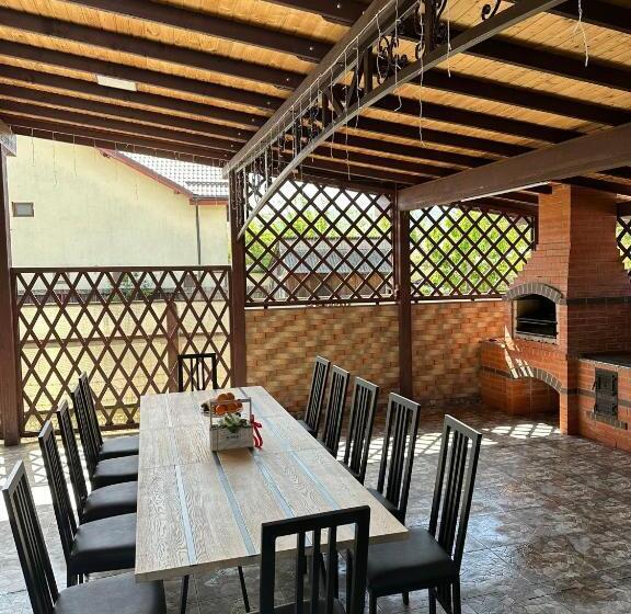 ペンション Casa Tudor