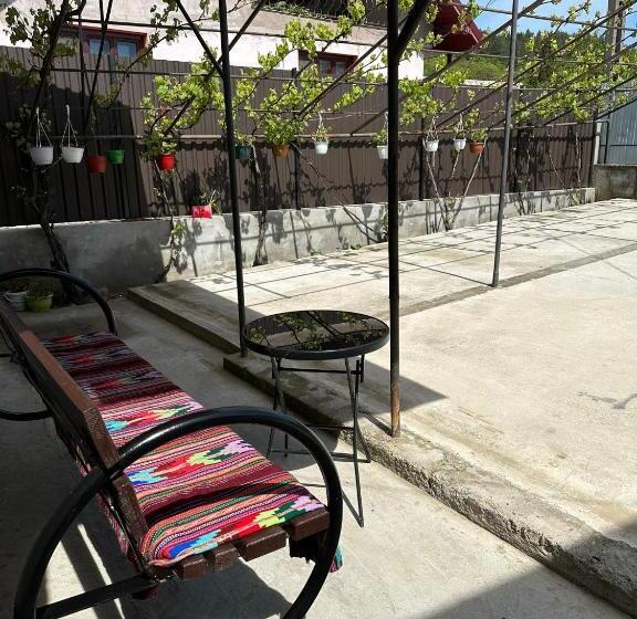 ペンション Casa Tudor