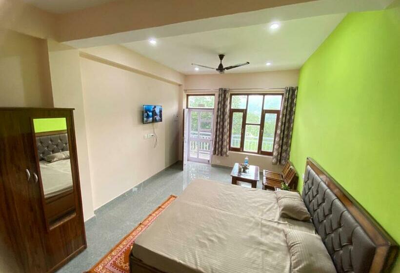 פנסיון Himalayan Holiday Homez