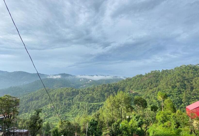 פנסיון Himalayan Holiday Homez