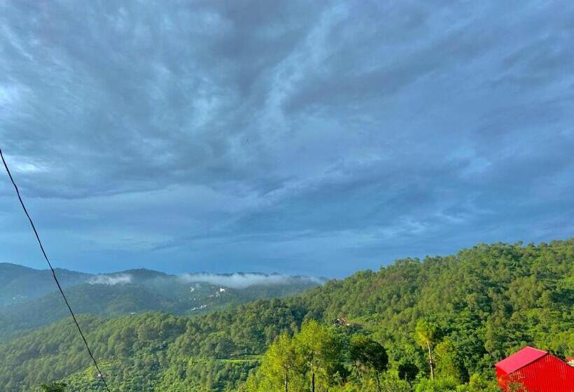 פנסיון Himalayan Holiday Homez