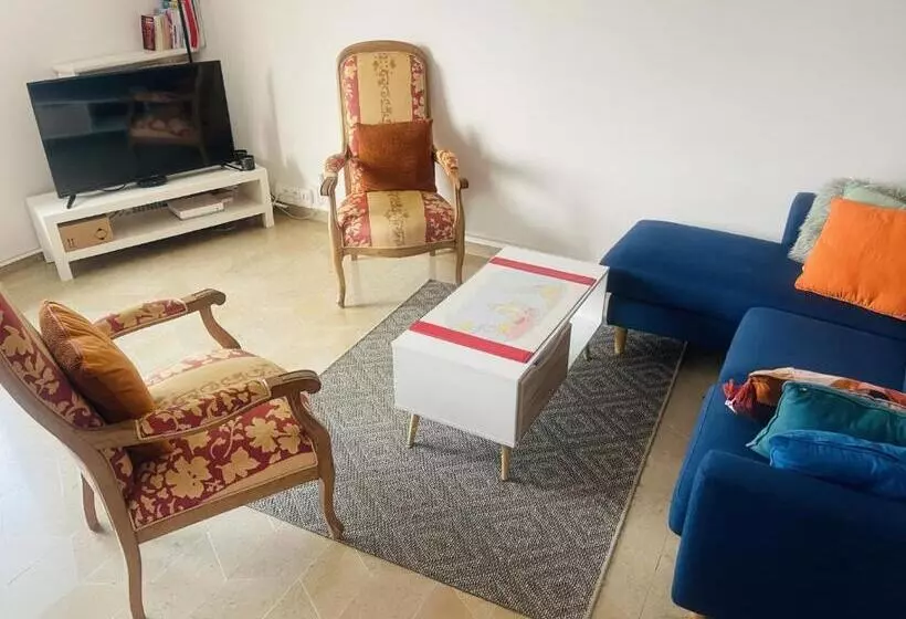تختخواب و صبحانه Chambre Privée   Place Verdun Tours