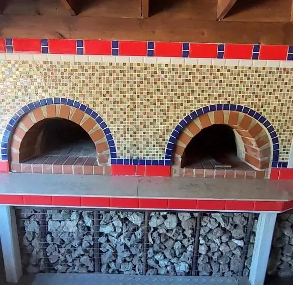 هتل Nako Okavango Guesthouse