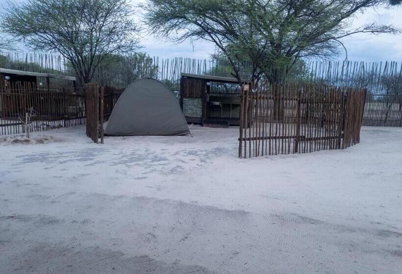 هتل Nako Okavango Guesthouse