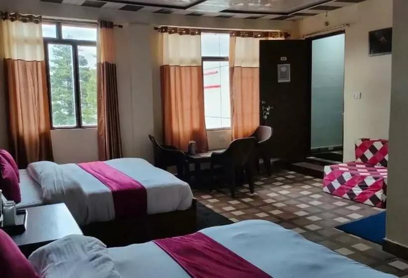 Hotel Shivashram