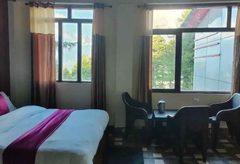 Hotel Shivashram