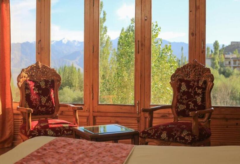 Hotel The Druk Ladakh