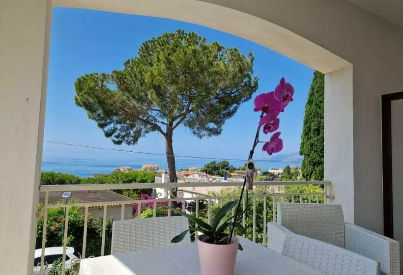 Majatalo La Finestra Sul Golfo