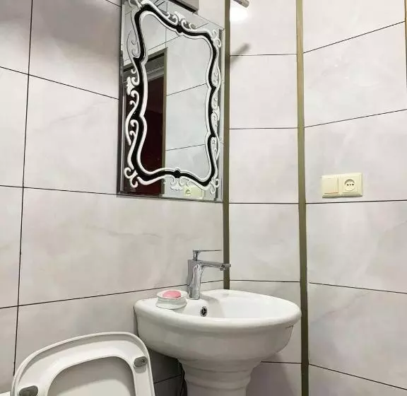 پانسیون Nargizi Guest House