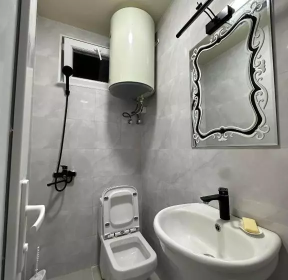 پانسیون Nargizi Guest House