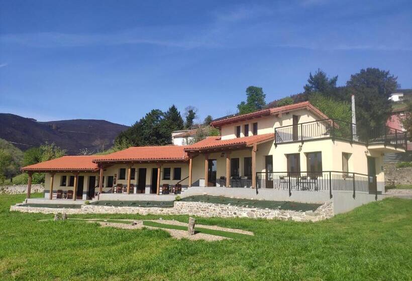 Albergue Los Hospitales