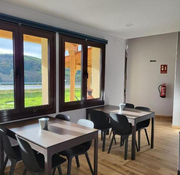 Albergue Los Hospitales