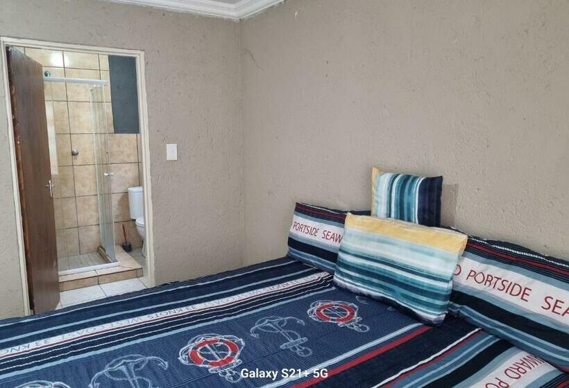 تختخواب و صبحانه Losdudla Guest House Kanyamazane