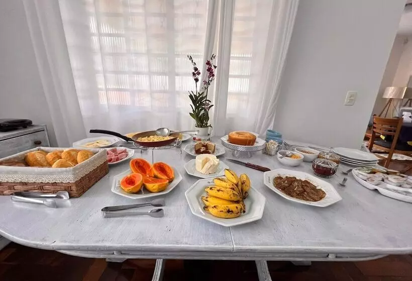 ベッドアンドブレックファースト Residencia Dago Suítes