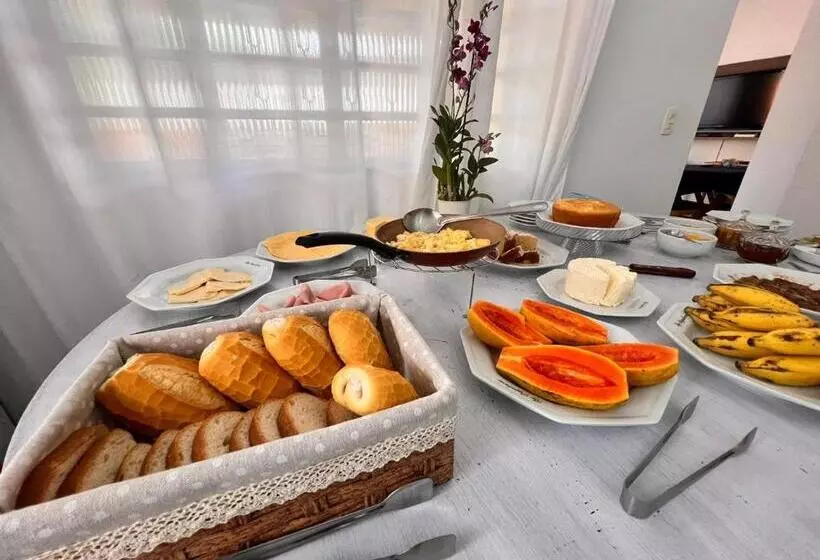 ベッドアンドブレックファースト Residencia Dago Suítes