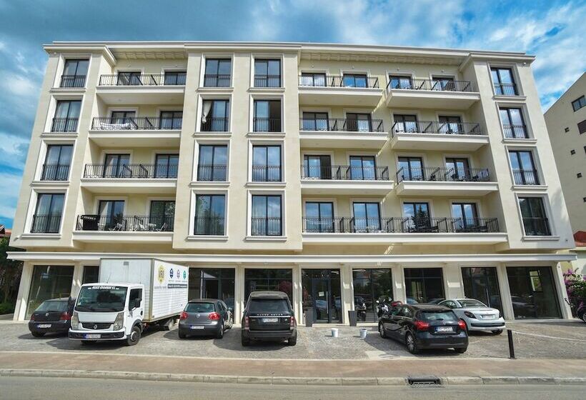 هتل Comfort Apartments Pasha