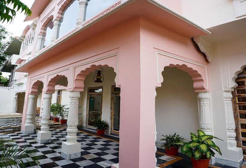 هتل Dev Mahal A Boutique Heritage