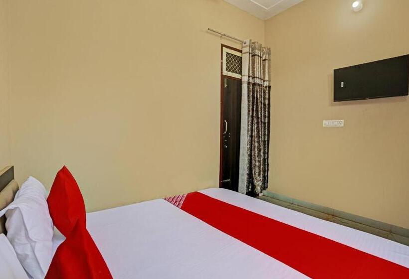 O Peeush Rao Hotel And Meeting Hall