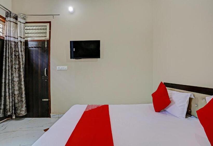 O Peeush Rao Hotel And Meeting Hall