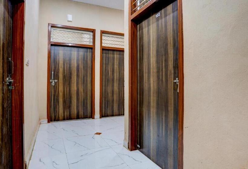 O Peeush Rao Hotel And Meeting Hall