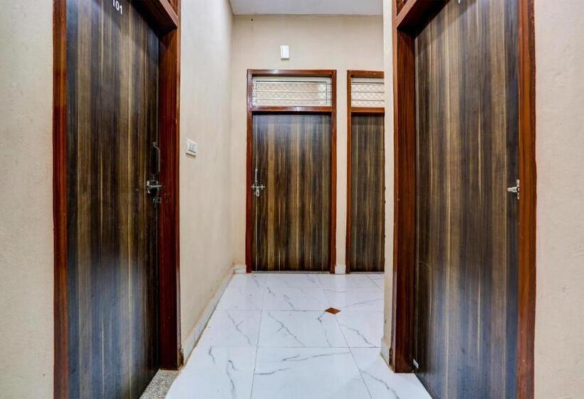 O Peeush Rao Hotel And Meeting Hall