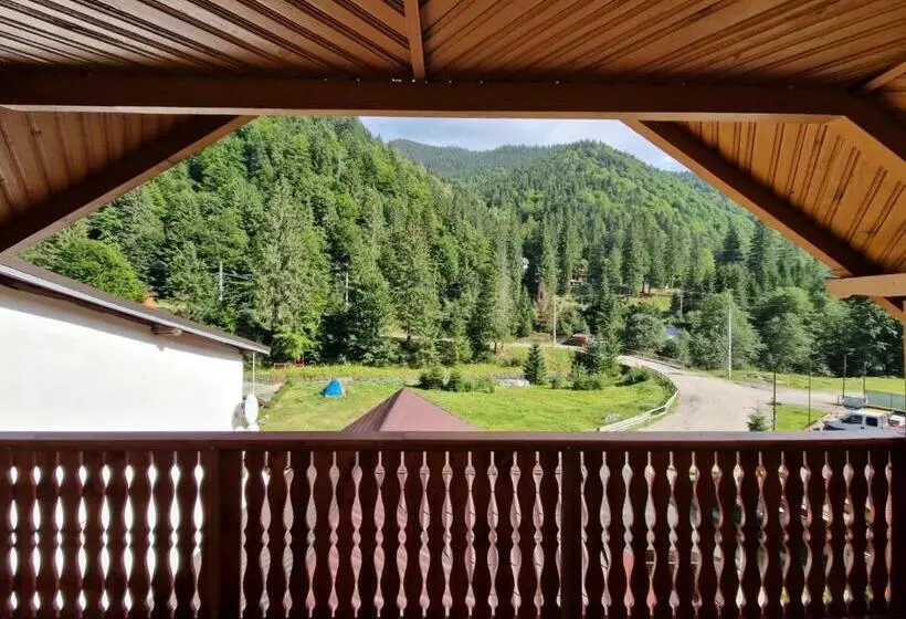 Pensiunea Cota 1200 Piscul Negru