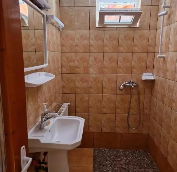 Pensiunea Cota 1200 Piscul Negru