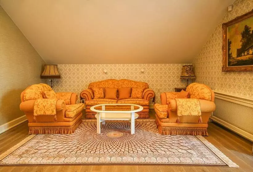 Royal Horse Resort