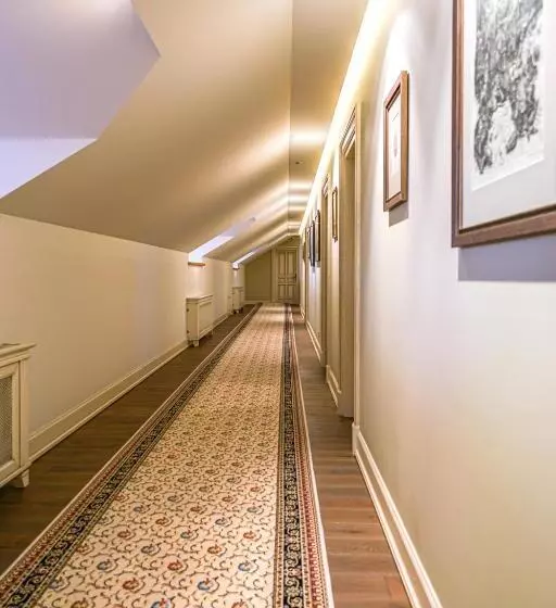 Royal Horse Resort