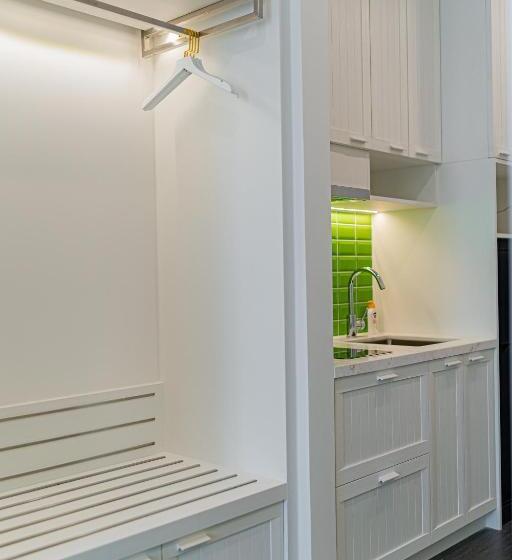 E3 Hillside Apartment Phú Quốc