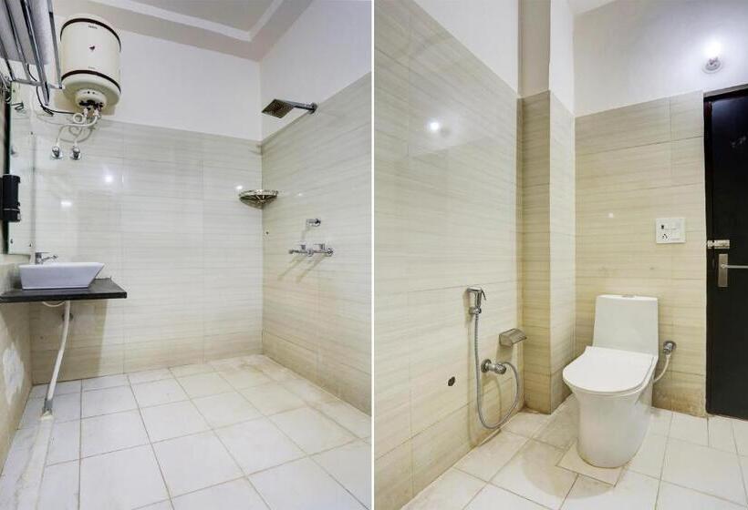 Flagship Hotel Umrao Inn