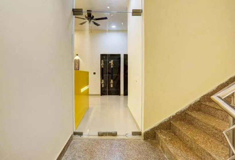 Flagship Hotel Umrao Inn