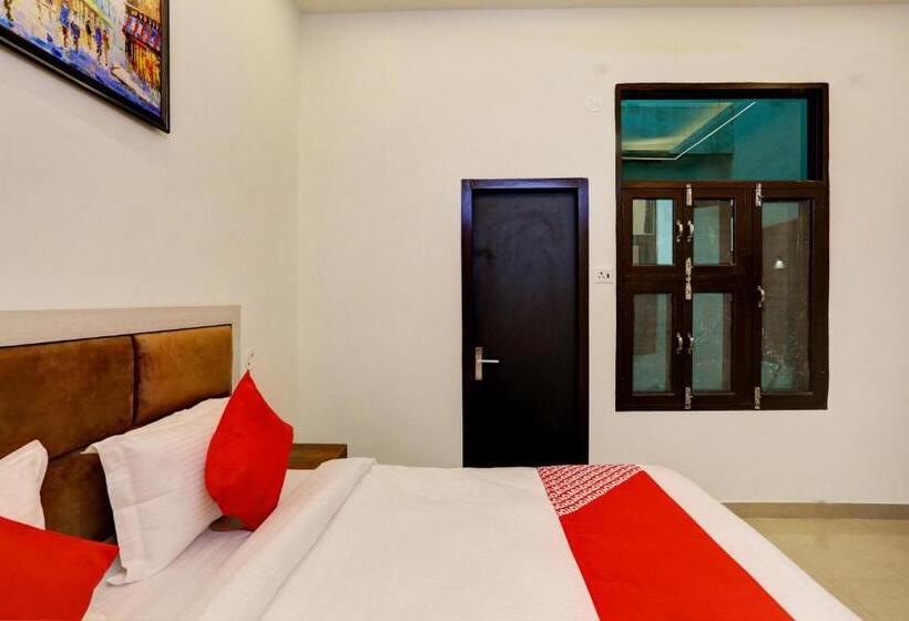 Flagship Hotel Umrao Inn