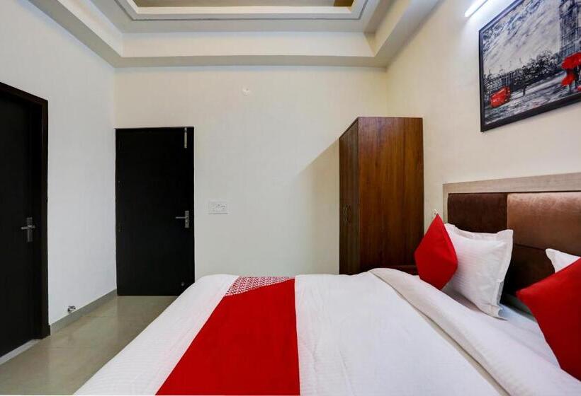 Flagship Hotel Umrao Inn