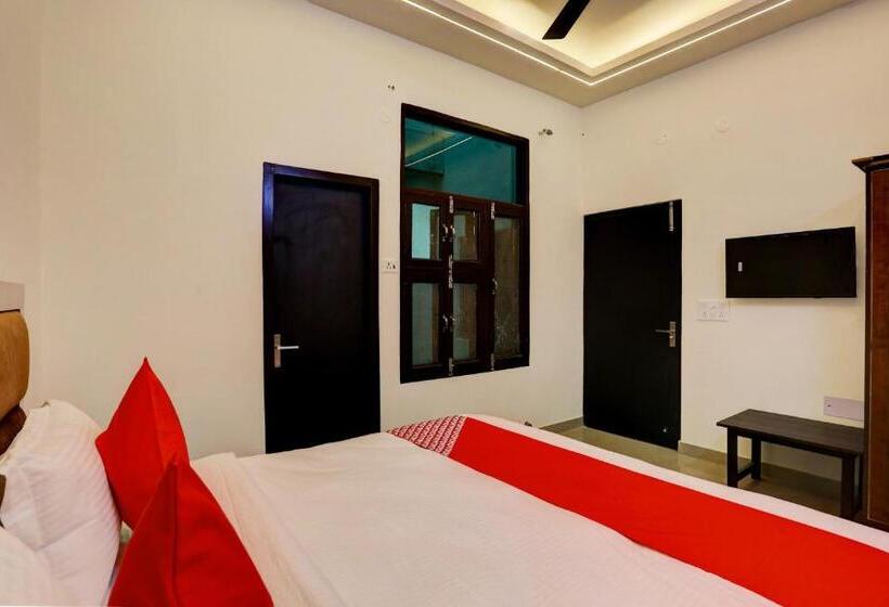 Flagship Hotel Umrao Inn