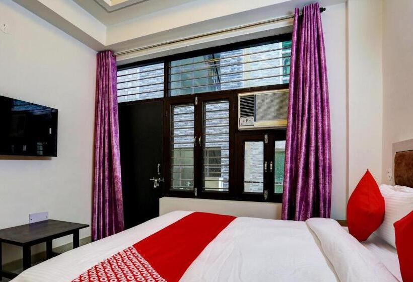 Flagship Hotel Umrao Inn